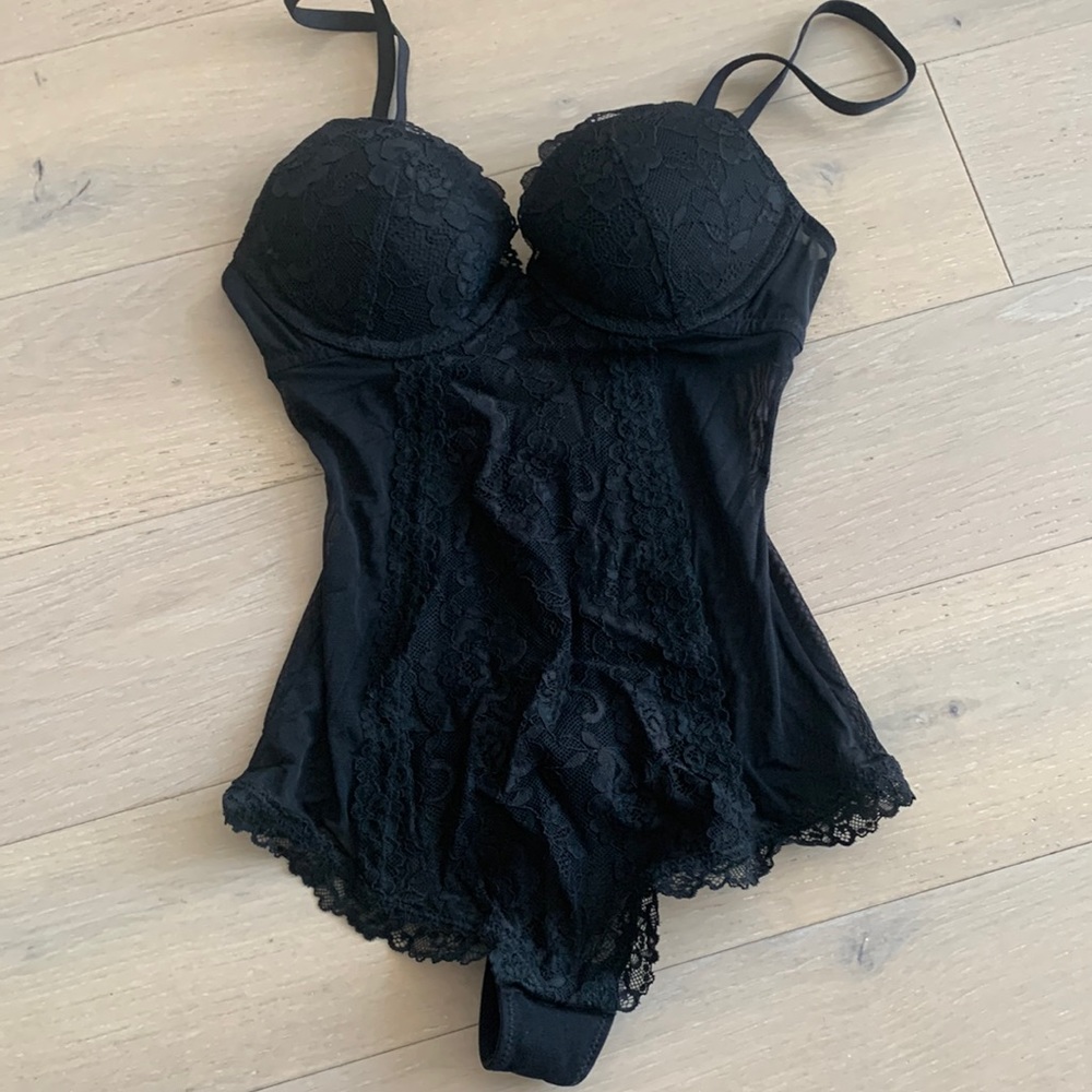 NEW H&M lace body